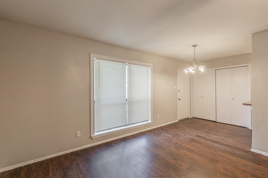 2817 Eddie Place