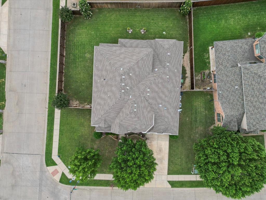 1621 Lakemere Drive