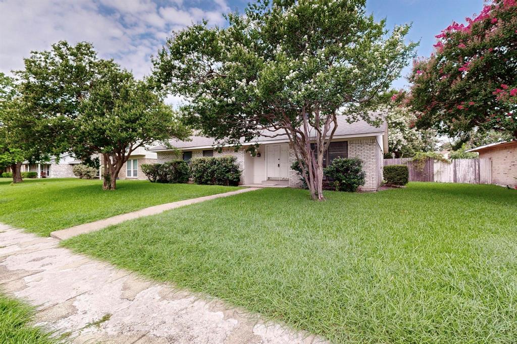5209 Pensacola Drive