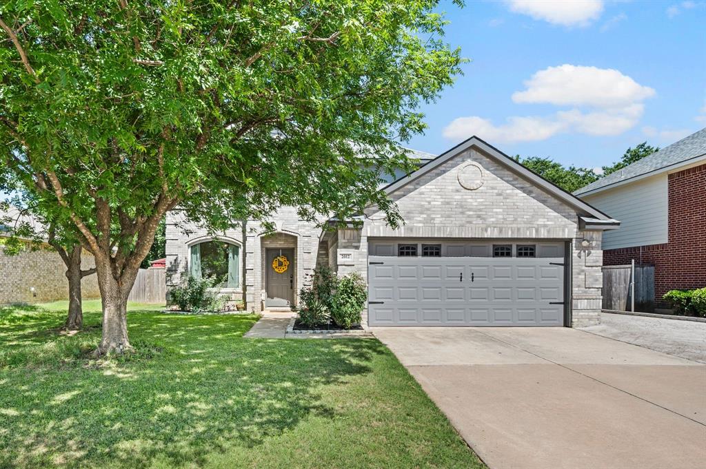 2012 Collington Drive