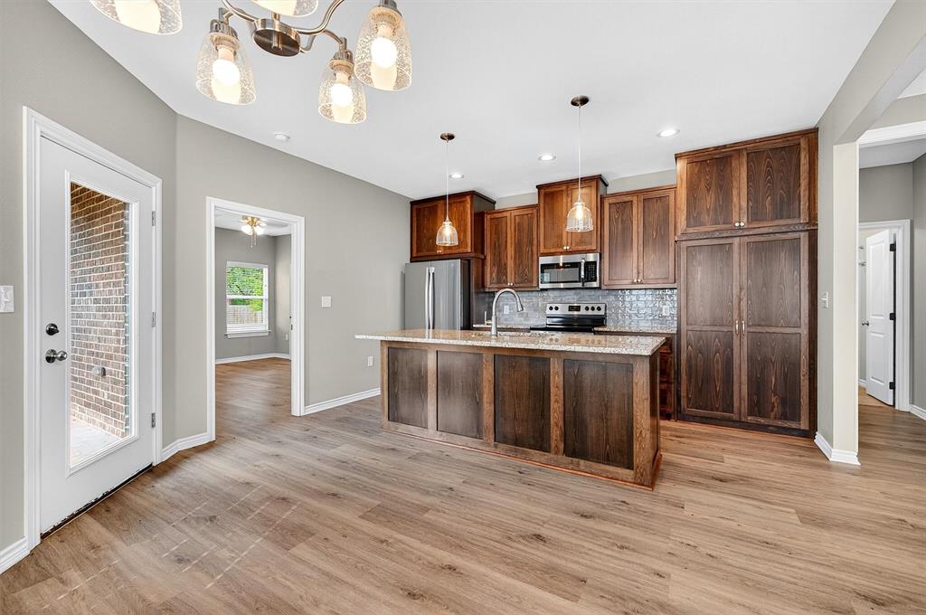 NEATHERY ADDN REPLAT - Residential