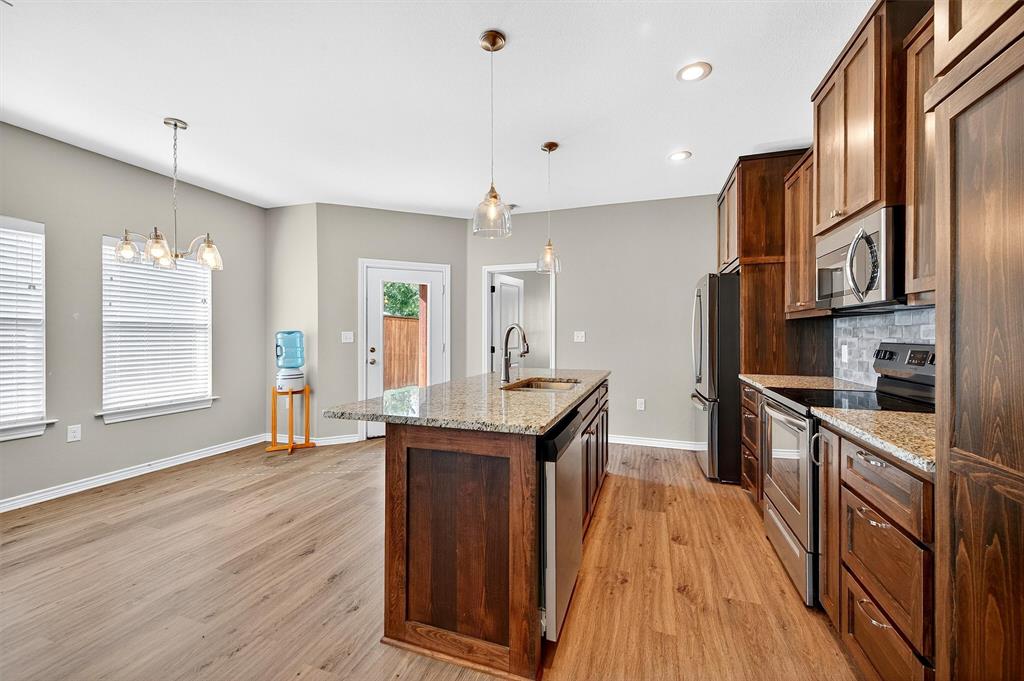 NEATHERY ADDN REPLAT - Residential