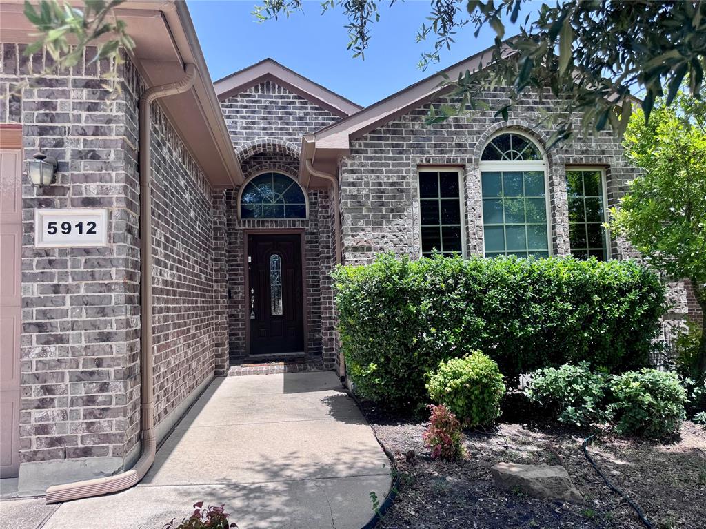 5912 Paluxy Sands Trail