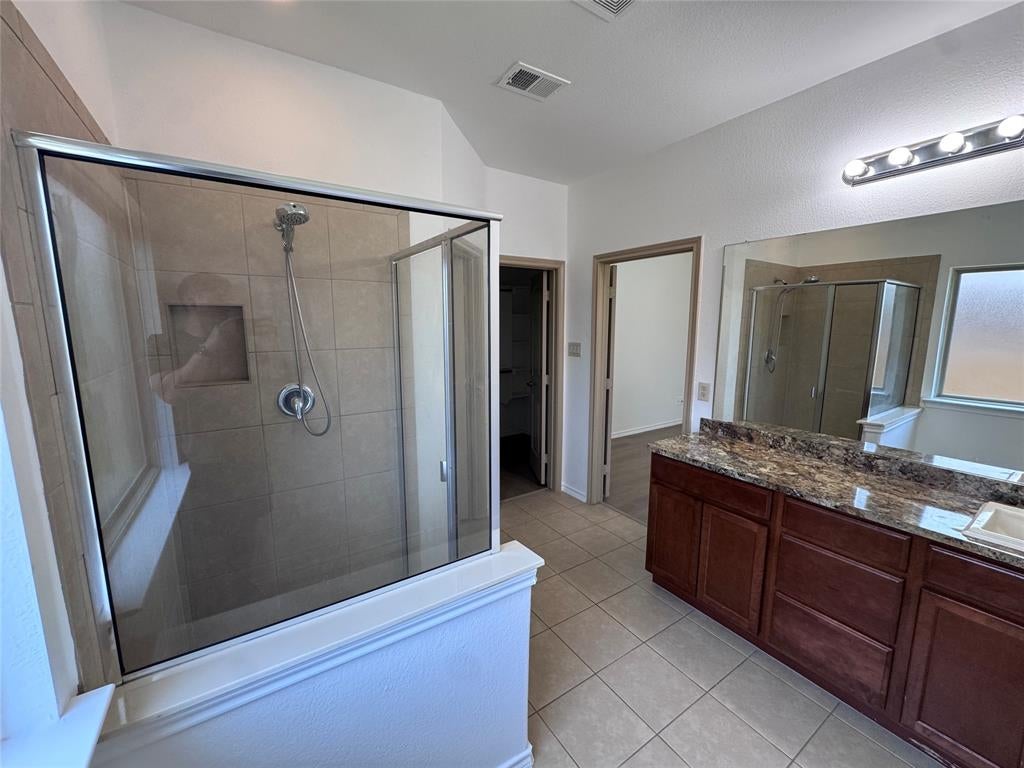 5912 Paluxy Sands Trail
