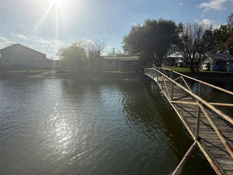 1501 Mcadams Road Graford TX 76449