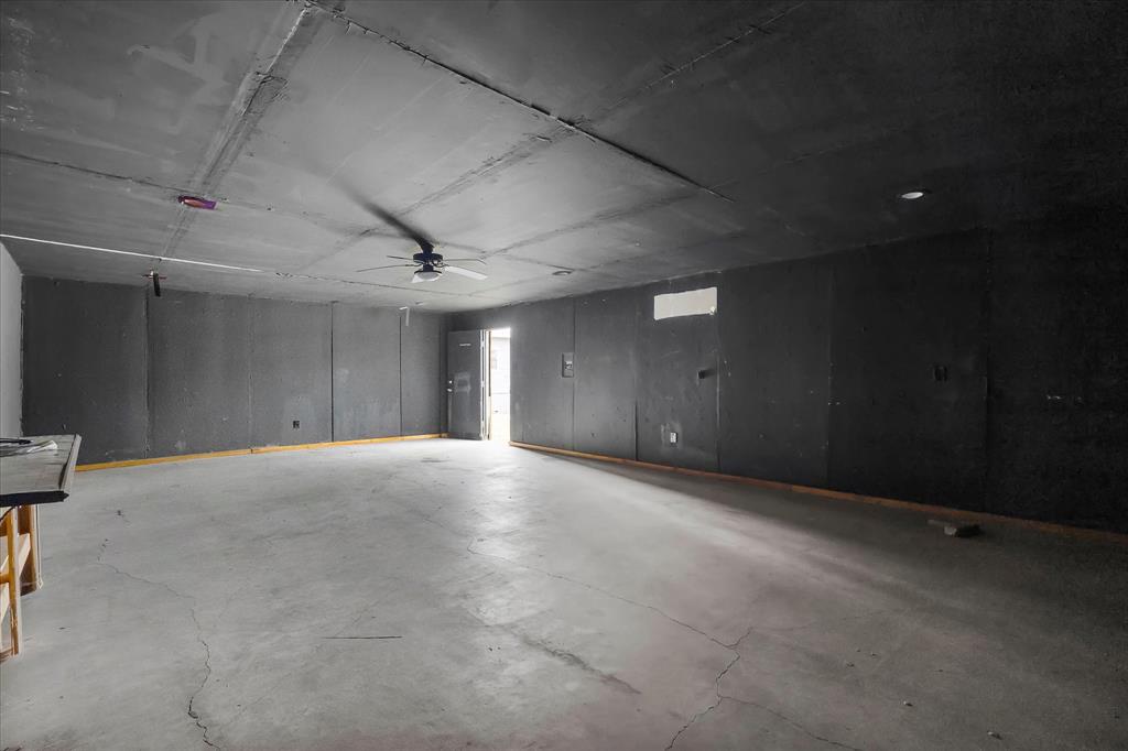 Orig Town Of Wolfe City - Residential