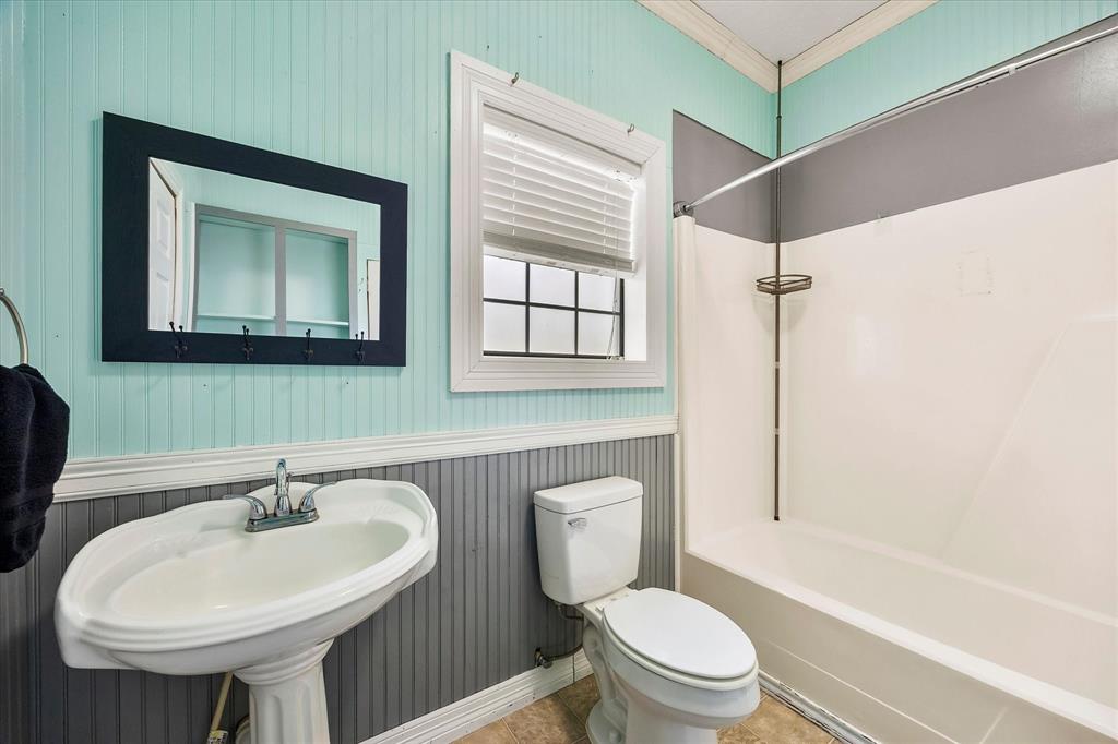 Orig Town Of Wolfe City - Residential