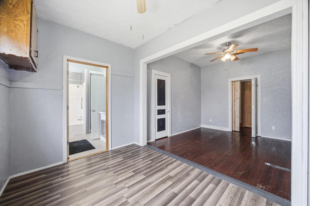 Orig Town Of Wolfe City - Residential