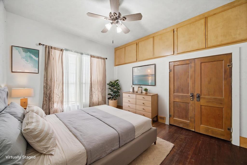 Orig Town Of Wolfe City - Residential