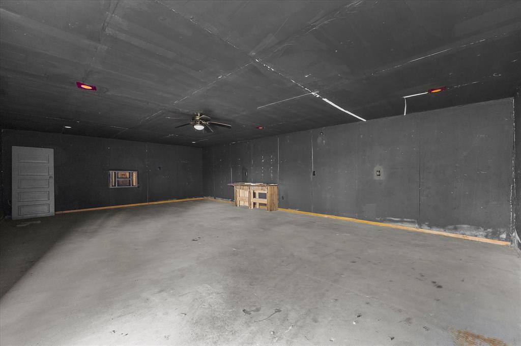 Orig Town Of Wolfe City - Residential