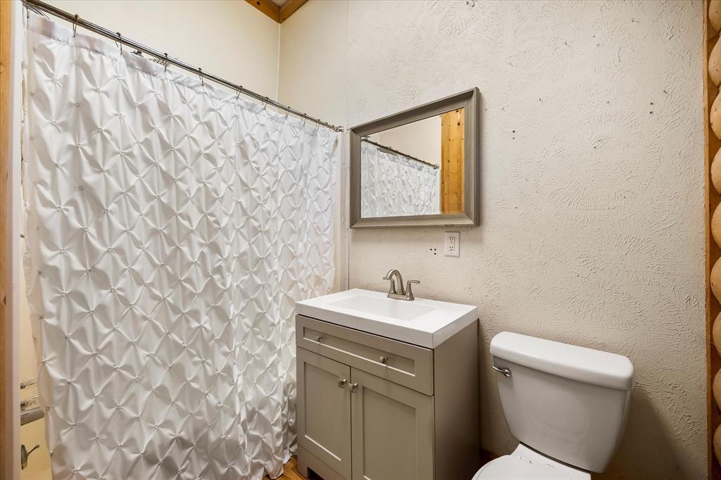 Orig Town Of Wolfe City - Residential