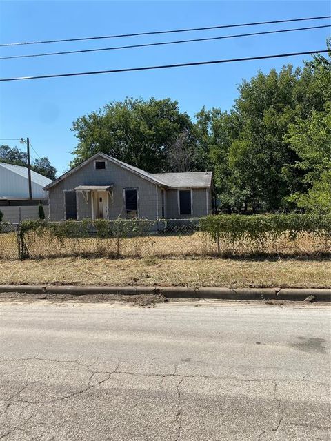 705 SW 15th Street Mineral Wells TX 76067