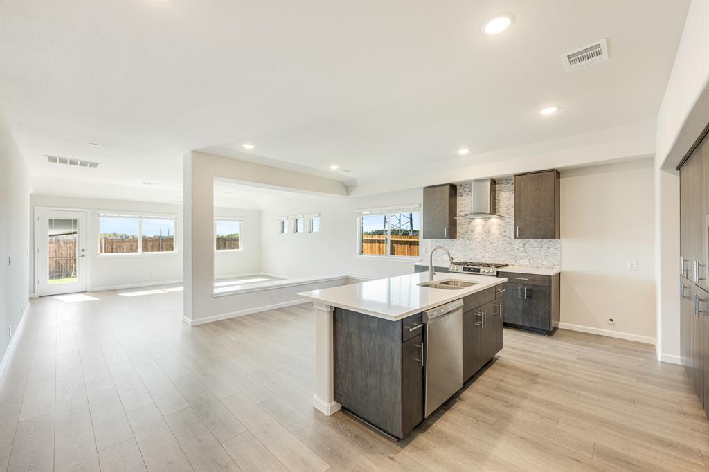 East Oak Creek Elements - Residential