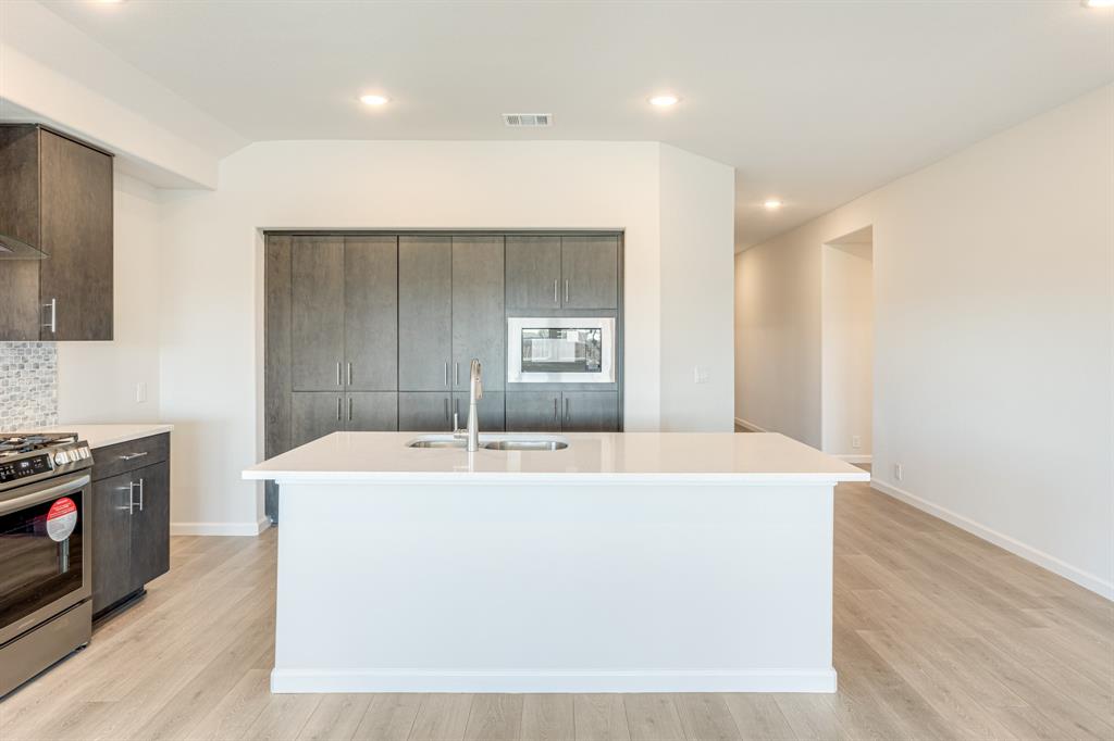 East Oak Creek Elements - Residential