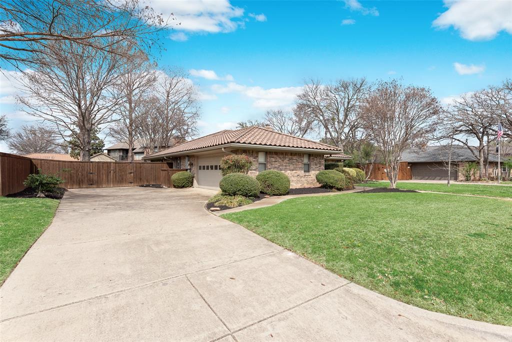 219 Indian Creek Drive