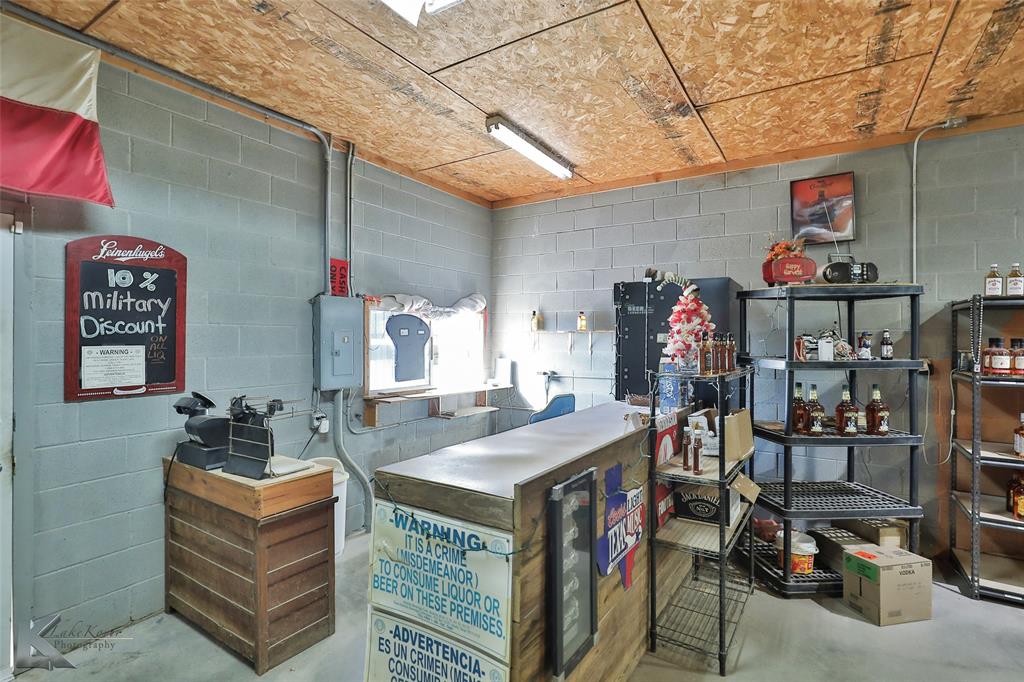 Walt Kings Sub - Commercial Sale