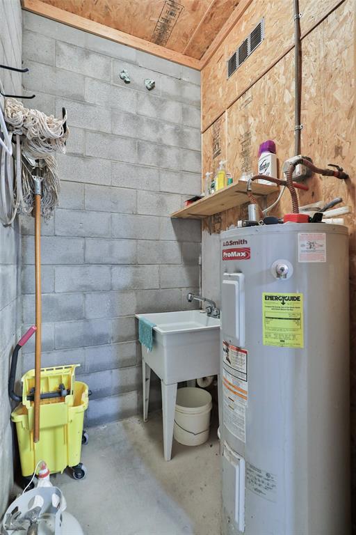 Walt Kings Sub - Commercial Sale