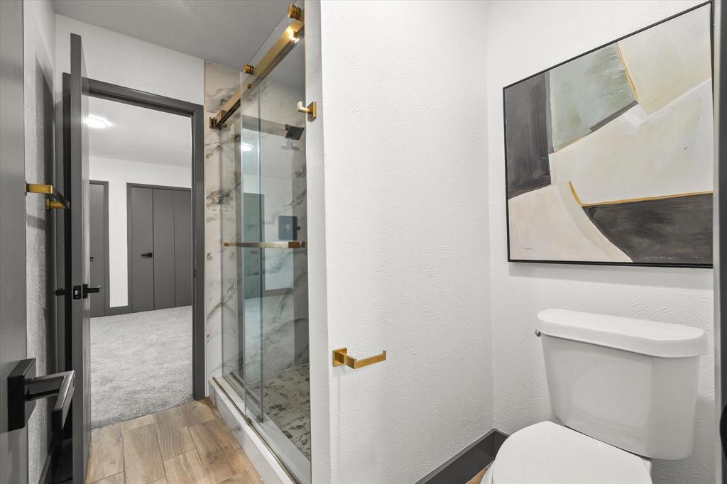 Glen Oaks - Residential