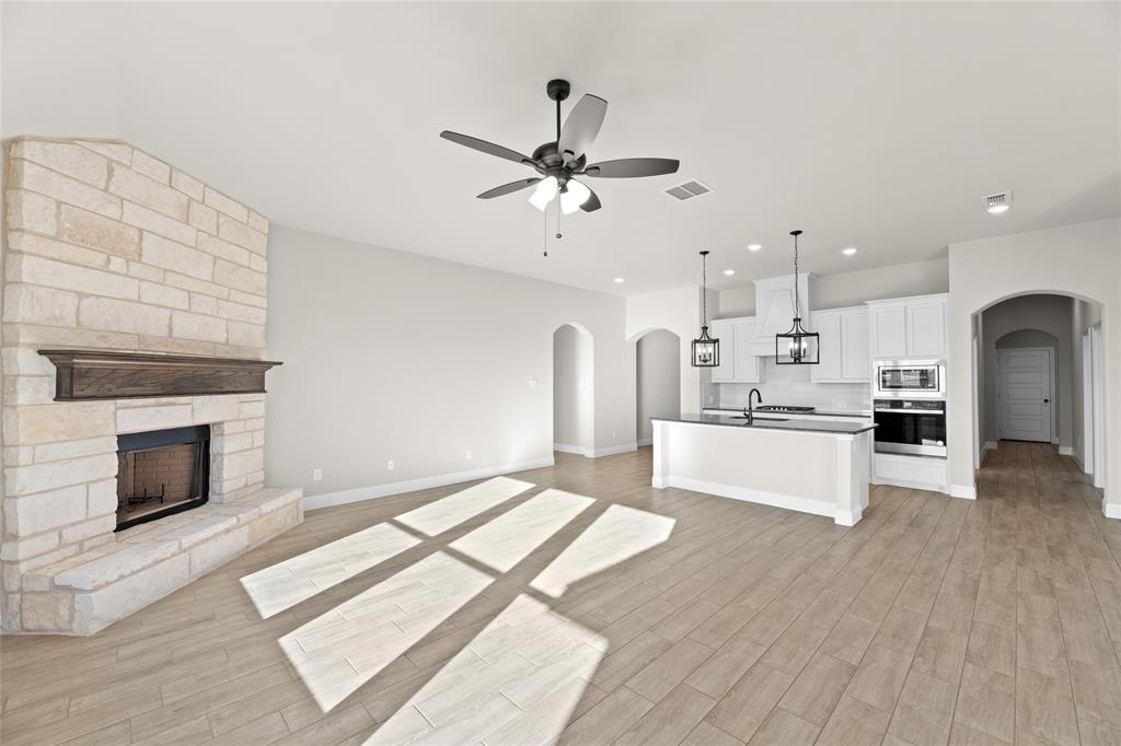 Abe's Landing - Residential