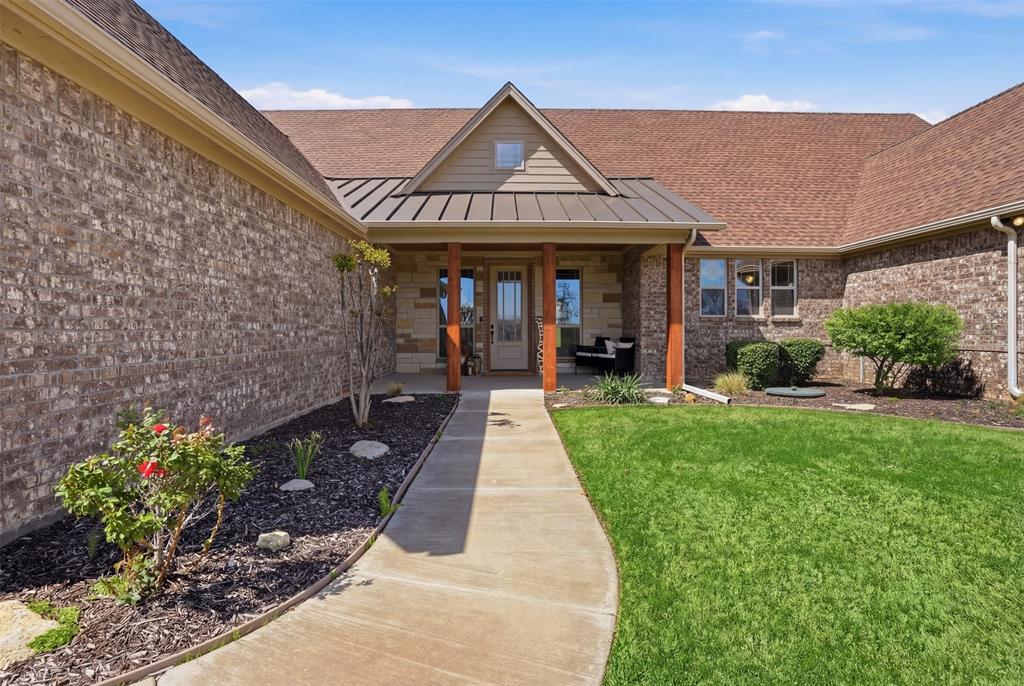 3832 Legend Trail