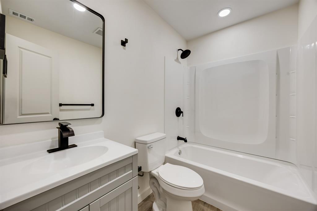 Lawrence - Residential