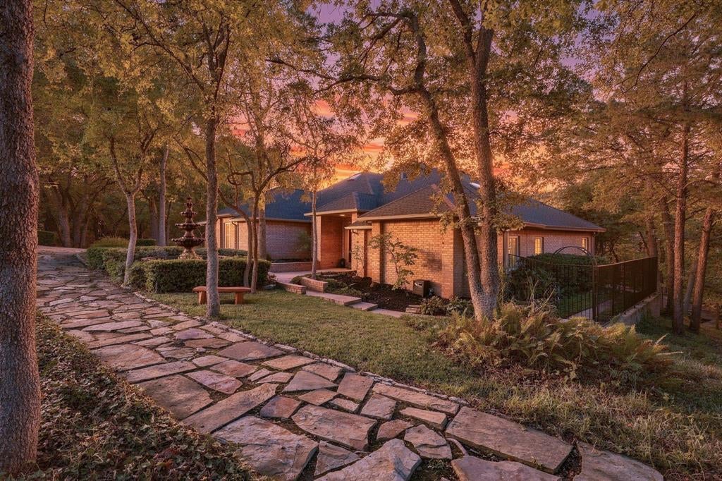 2119 N Fielder Road