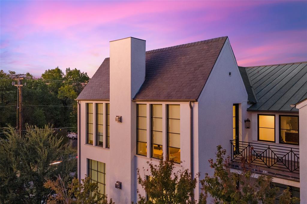 4502 Abbott Avenue 302