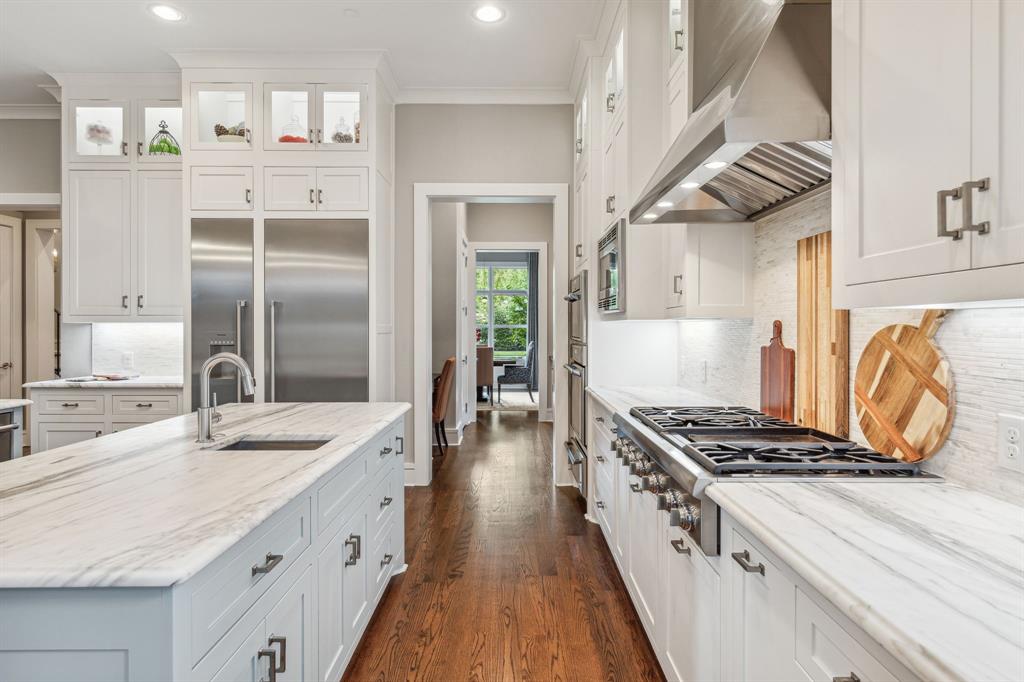 UNIVERSITY HEIGHTS - Residential