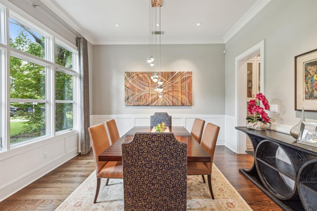 UNIVERSITY HEIGHTS - Residential