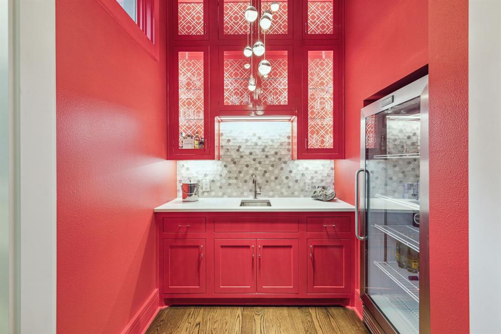 UNIVERSITY HEIGHTS - Residential