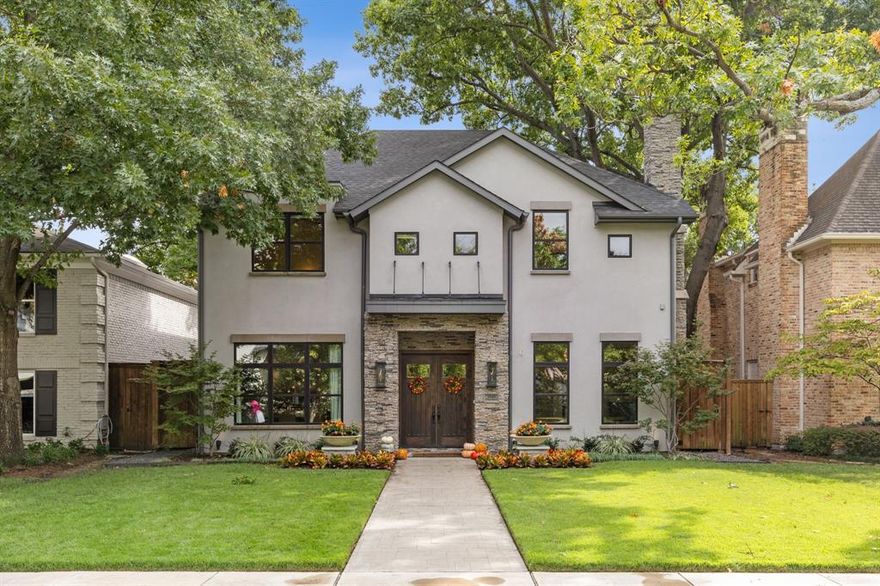 Stunning home located in the highly sought-after University Park & HPISD. Built-in 2016, this beauty offers an amazing design & floor plan perfect for today’s lifestyle. Open kitchen den creates a seamless environment for entertaining family & friends. Gourmet kitchen is truly a chef's dream, featuring a large double island that provides ample space for meal prep & casual dining. The den is spacious w an adjacent bar & lovely views of outdoor living area & yard. Formal living room includes a fireplace & climate-controlled wine storage. Luxury master suite + 3 additional beds, an office, & media or playroom on 2nd floor. 3rd level offers versatility as a bedroom, home office or gym – also contains ample storage spaces. Inviting turfed backyard provides for perfect outdoor activities & relaxation. Covered patio w fireplace creates an ideal setting for year-round enjoyment, Location is key - find yourself within walking distance to Up Elem, Snider Plaza, UP Pool, & Curtis Park.