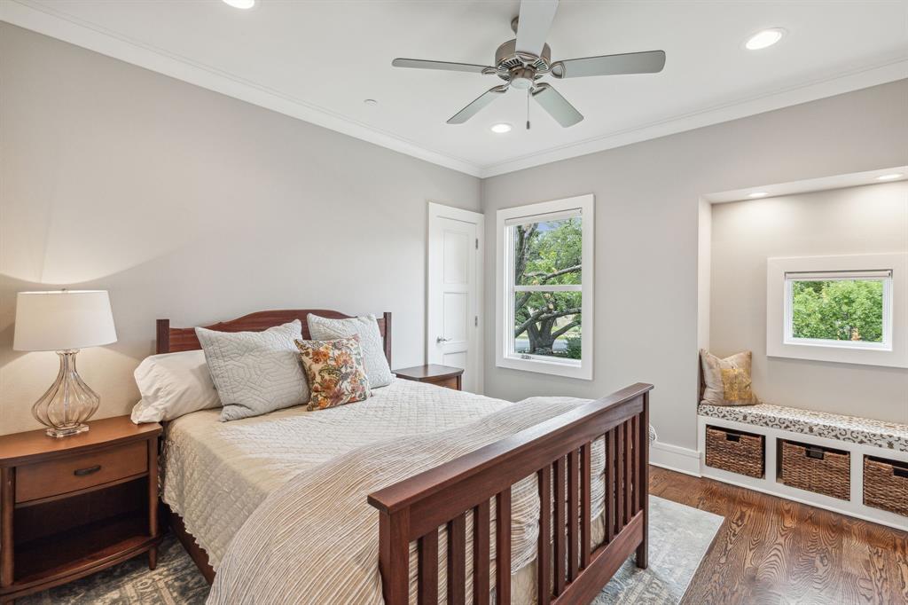 UNIVERSITY HEIGHTS - Residential