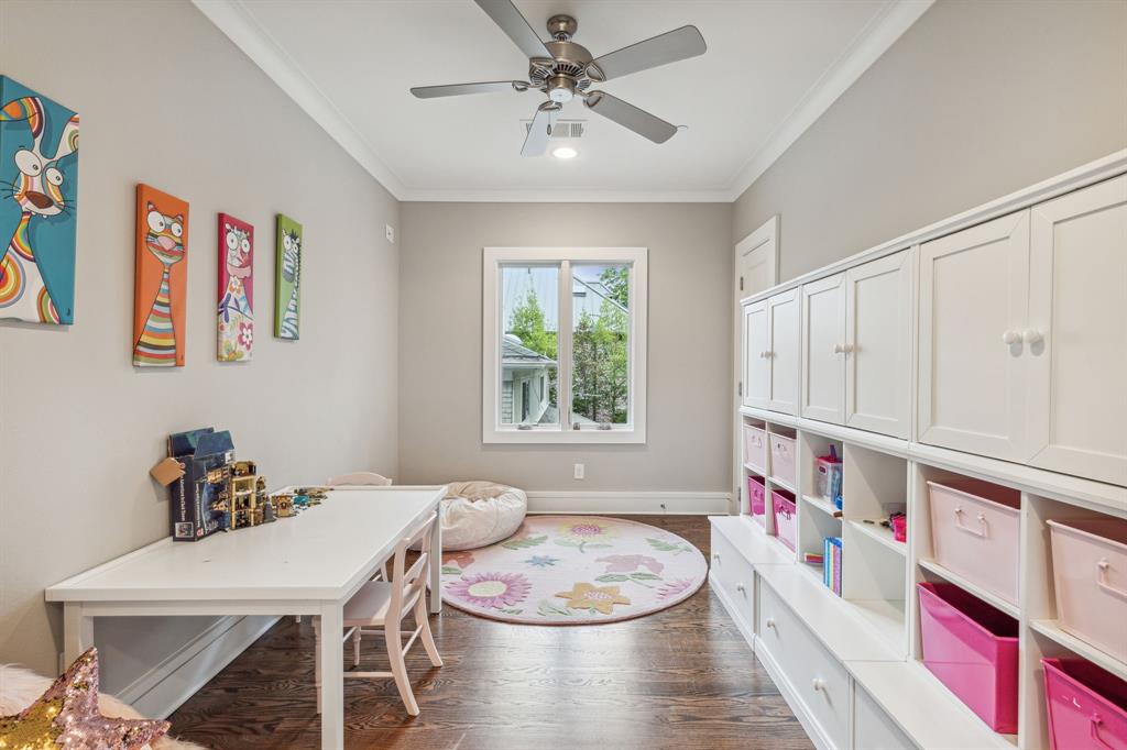 UNIVERSITY HEIGHTS - Residential