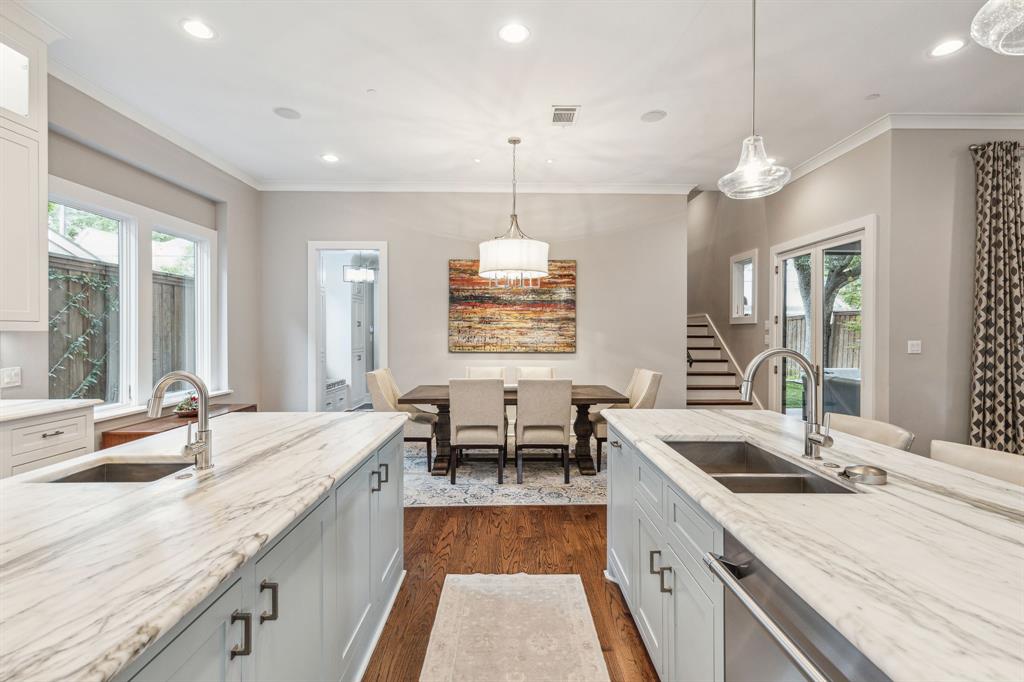 UNIVERSITY HEIGHTS - Residential