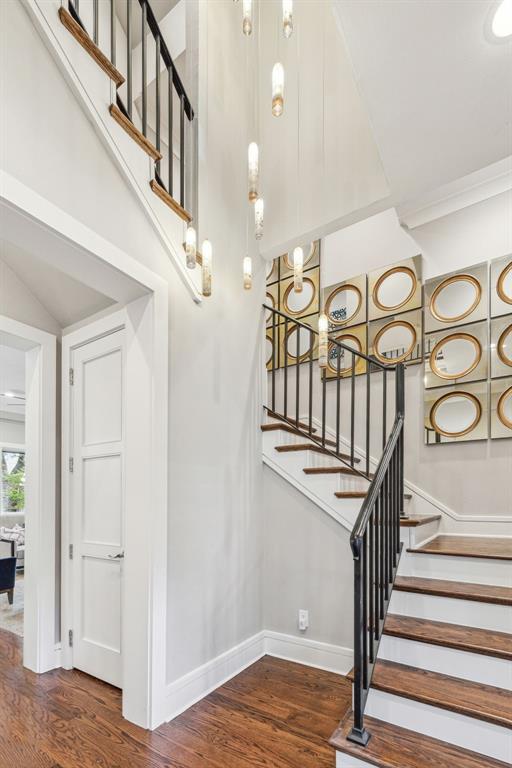 UNIVERSITY HEIGHTS - Residential