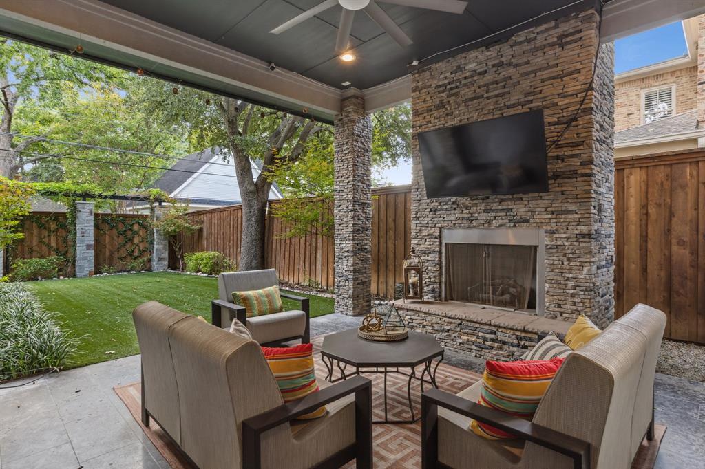 UNIVERSITY HEIGHTS - Residential