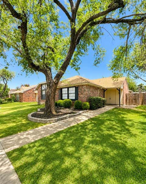Photo of 4618 Carr Street, The Colony, TX 75056 (MLS # 21325755)