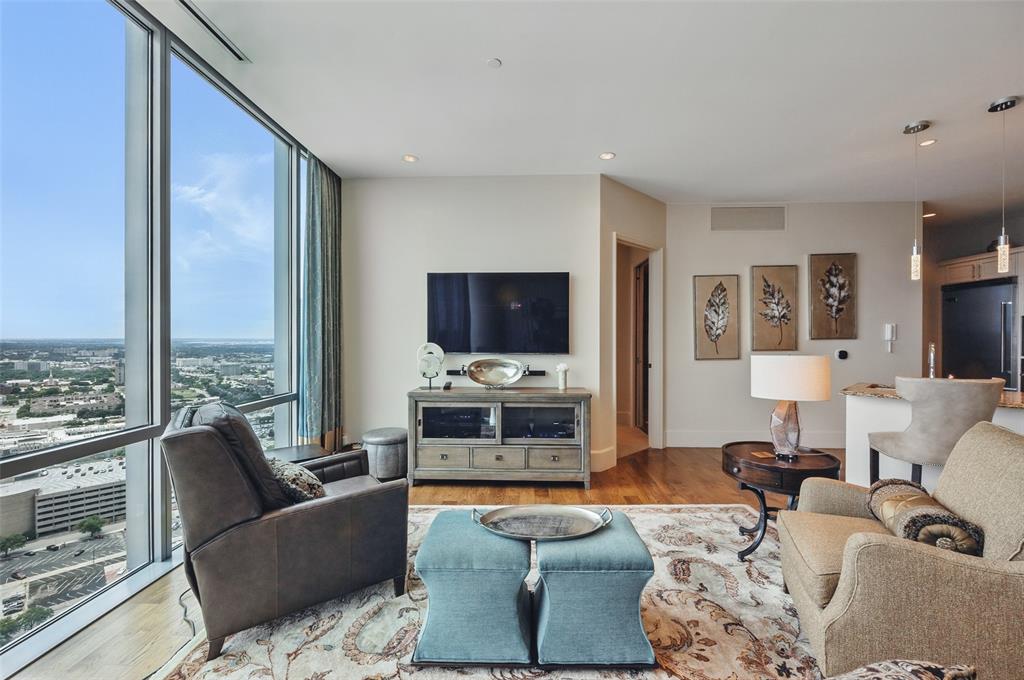 1301 Throckmorton Residences - Residential Lease