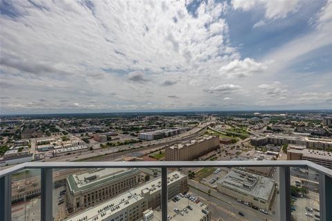 Tiny photo for 1301 Throckmorton Street #2805, Fort Worth, TX 76102 (MLS # 20929682)