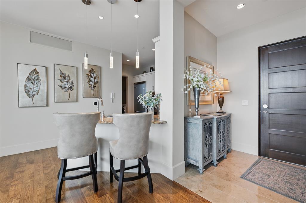 1301 Throckmorton Residences - Residential Lease