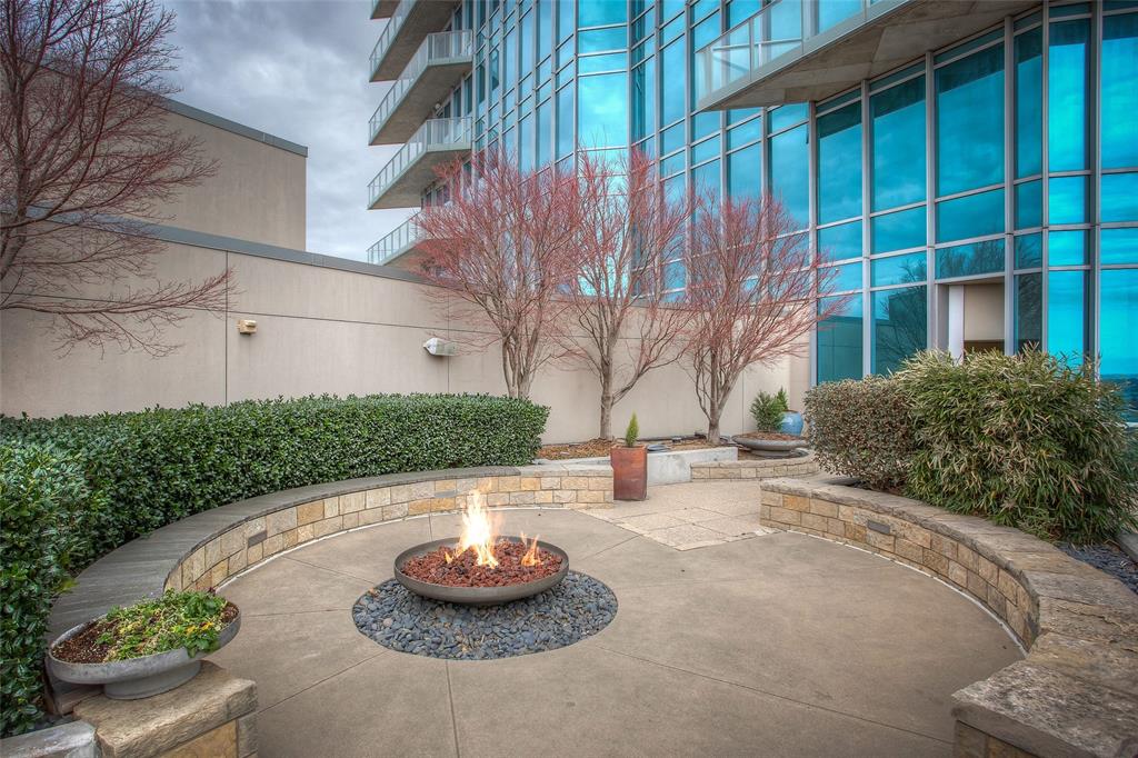 1301 Throckmorton Residences - Residential Lease