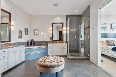 Tiny photo for 1301 Throckmorton Street #2805, Fort Worth, TX 76102 (MLS # 20929682)