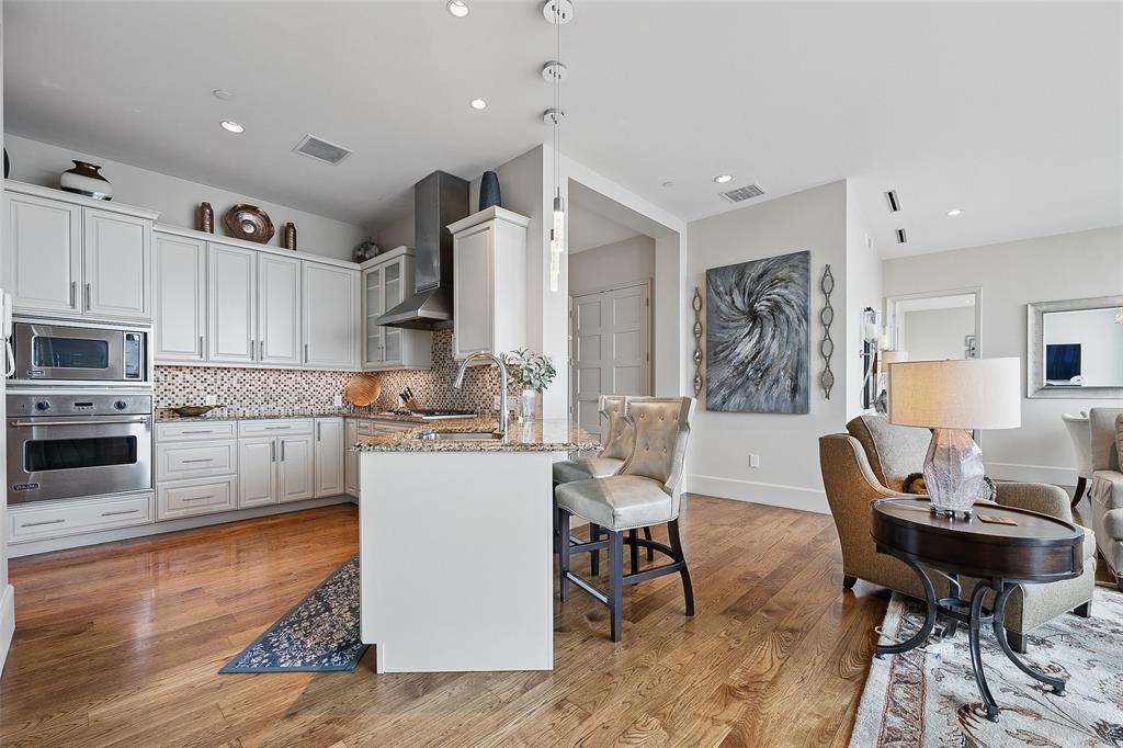 1301 Throckmorton Residences - Residential Lease