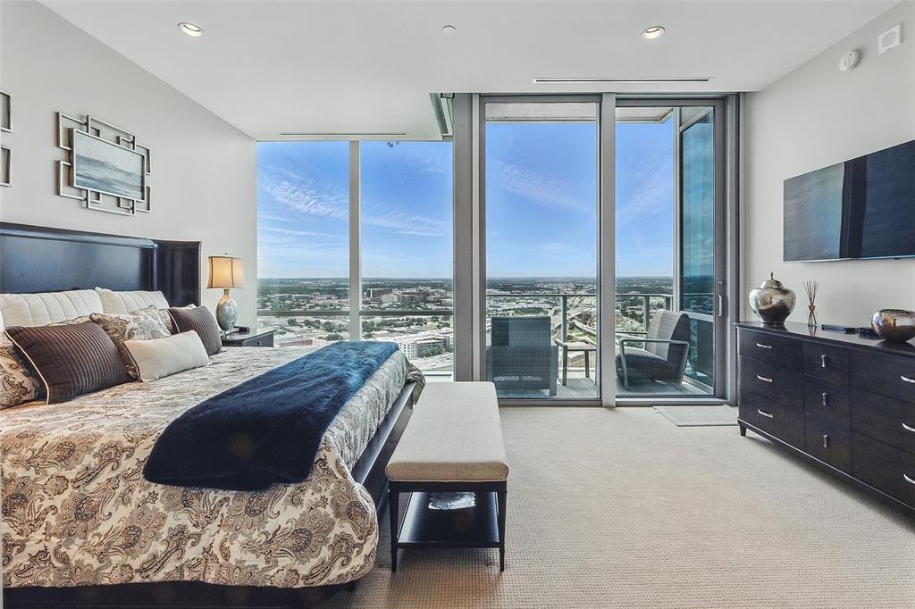 1301 Throckmorton Residences - Residential Lease