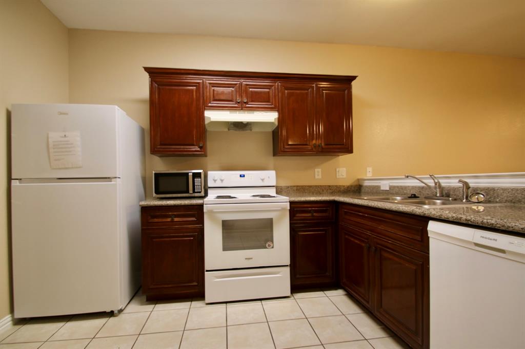 Broadmoor Add - Residential Lease