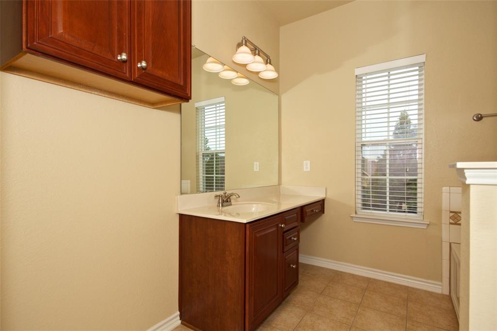 The Cascades At The Legends Ph - Residential Lease