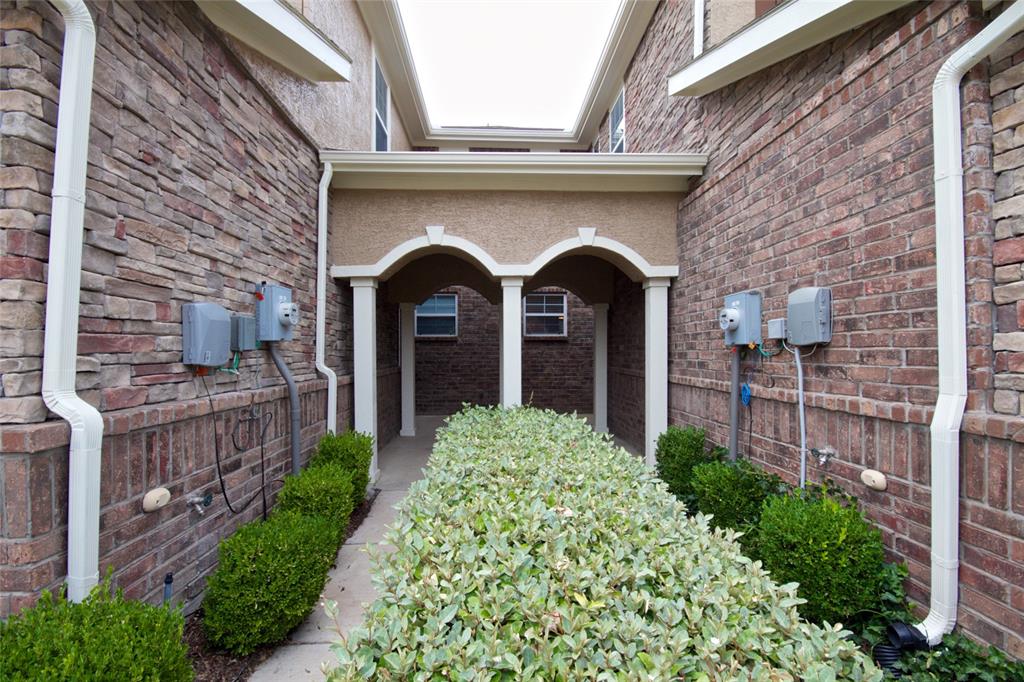 The Cascades At The Legends Ph - Residential Lease