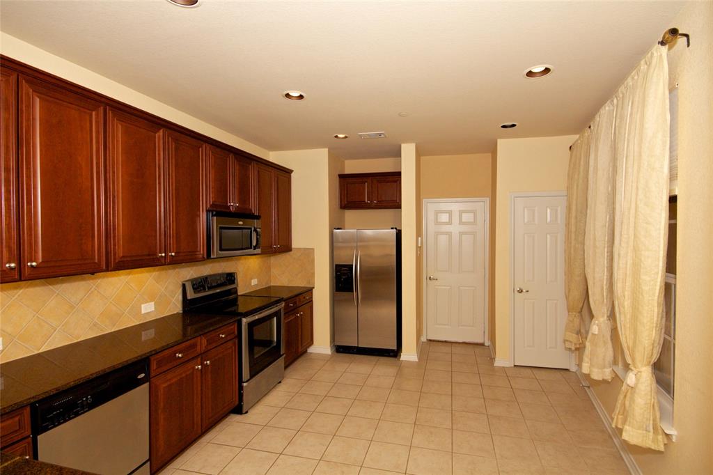 The Cascades At The Legends Ph - Residential Lease