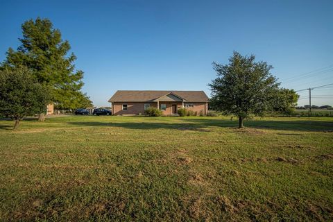 A home in Waxahachie