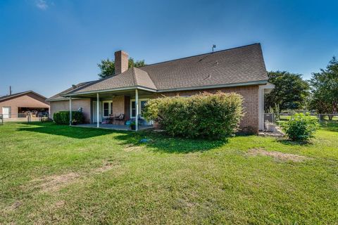 A home in Waxahachie